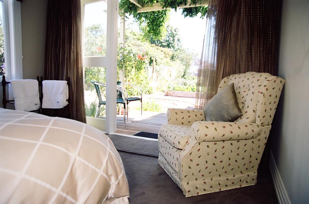 Anglesea House Inn Renwick Room photo